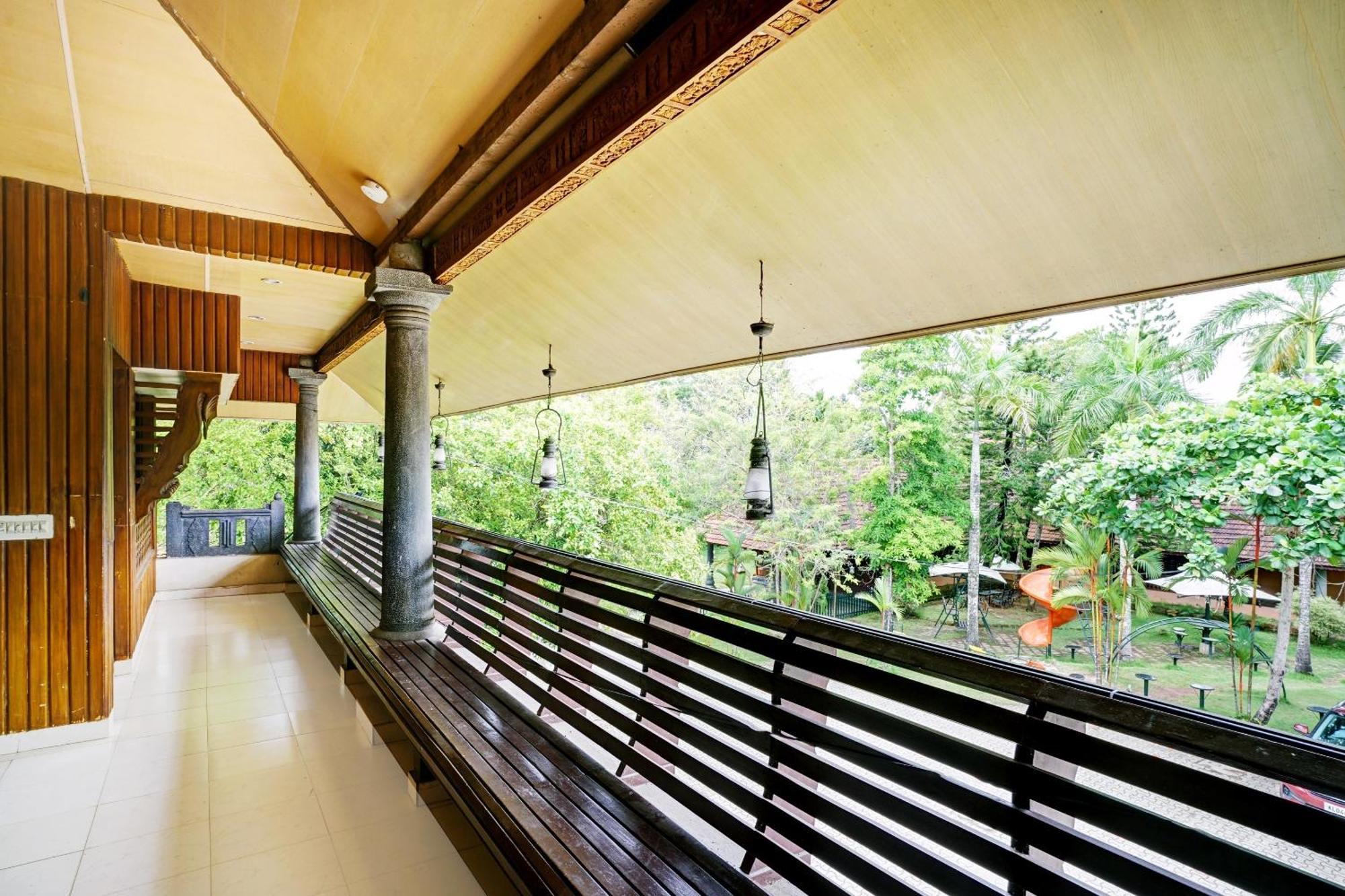 Palette - Pagoda Resorts Alappuzha Екстериор снимка